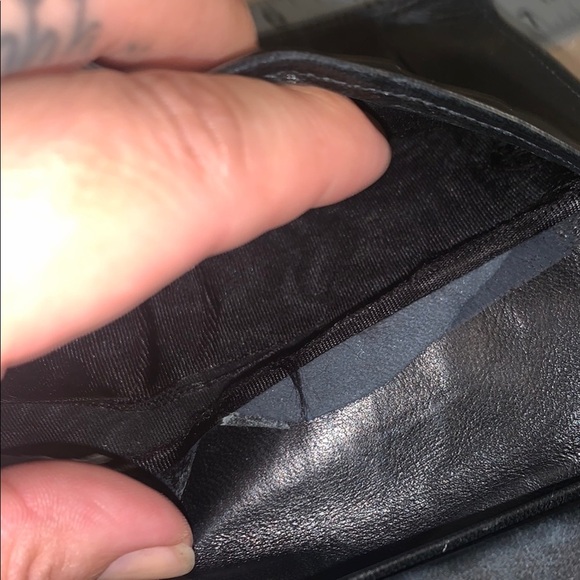 CHANEL Black Leather  GUC Authentic - Picture 14 of 15